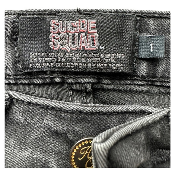 DC Comics Suicide Squad Harley Quinn Black Skinny Jeans Hot Topic Size 1 - Picture 9 of 14